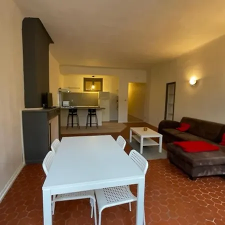 Apartment In The Heart Of Draguignan